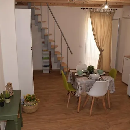 La Casa Di Mauro Holiday home *